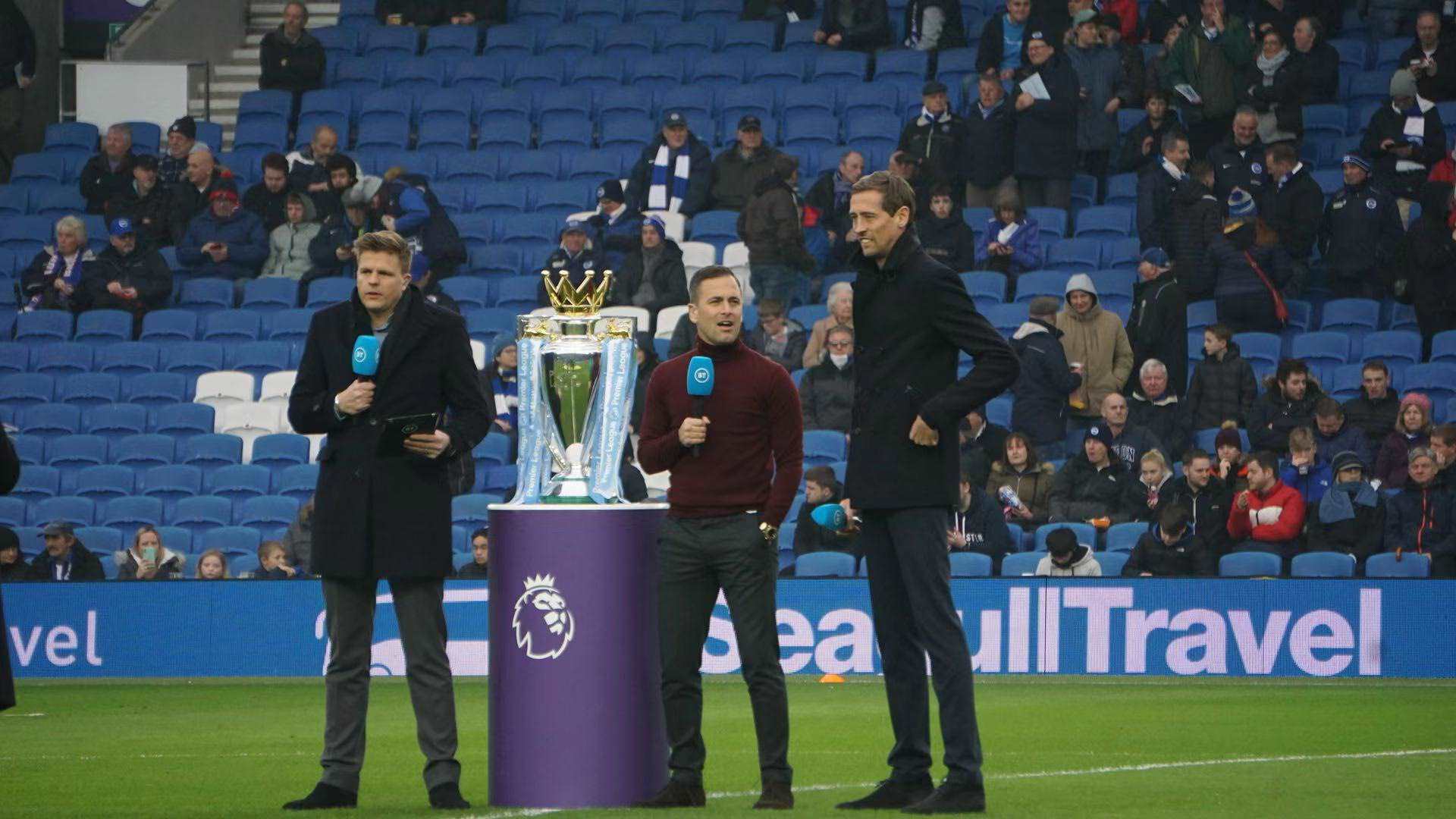 冠軍戒指的 冠軍戒指的